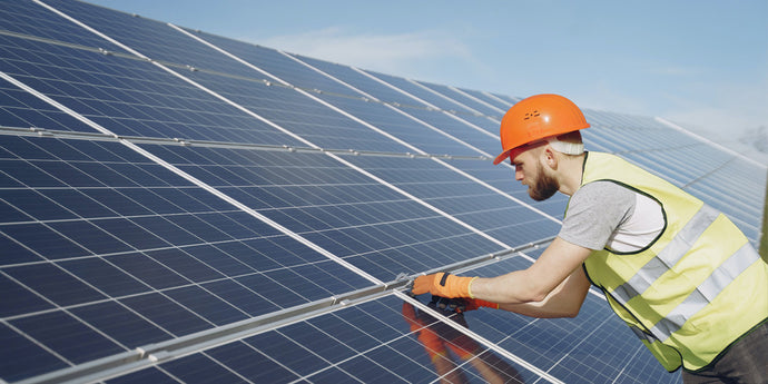 Autoconsumo Solar Industrial: Soluciones Eficientes con Tu Luz Solar